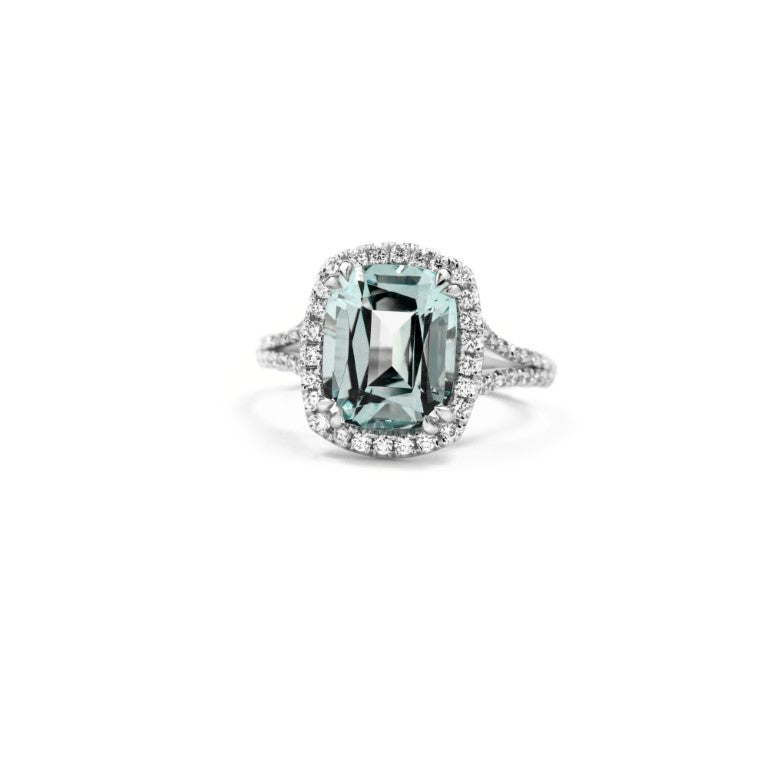 18ct White Gold Cushion Cut Aqua Diamond Split Shank Ring
