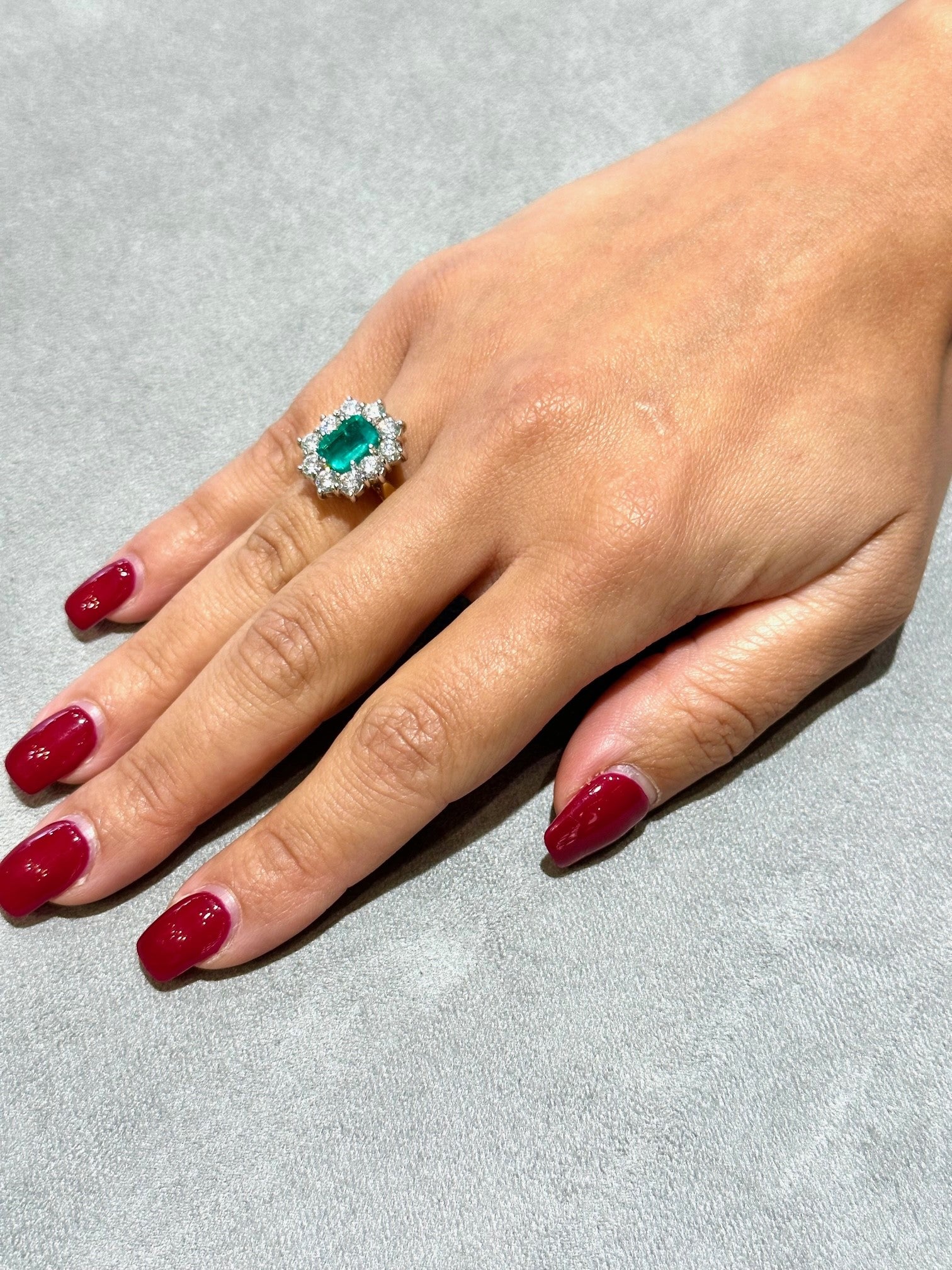 18ct deals emerald ring