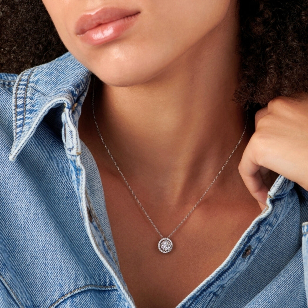Silver Carat Brilliant Border Set Pendant on Chain CN925W-GWEN-W