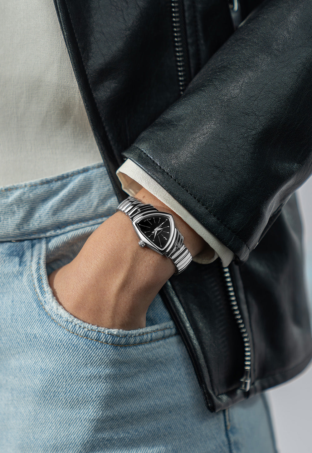 Hamilton Ventura S Quartz 24mm x 36mm Steel Bracelet Black Dial