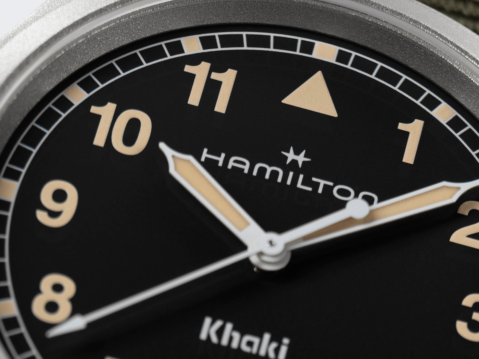 Hamilton Khaki Field Quartz 38mm Black Dial Green Strap H69401930