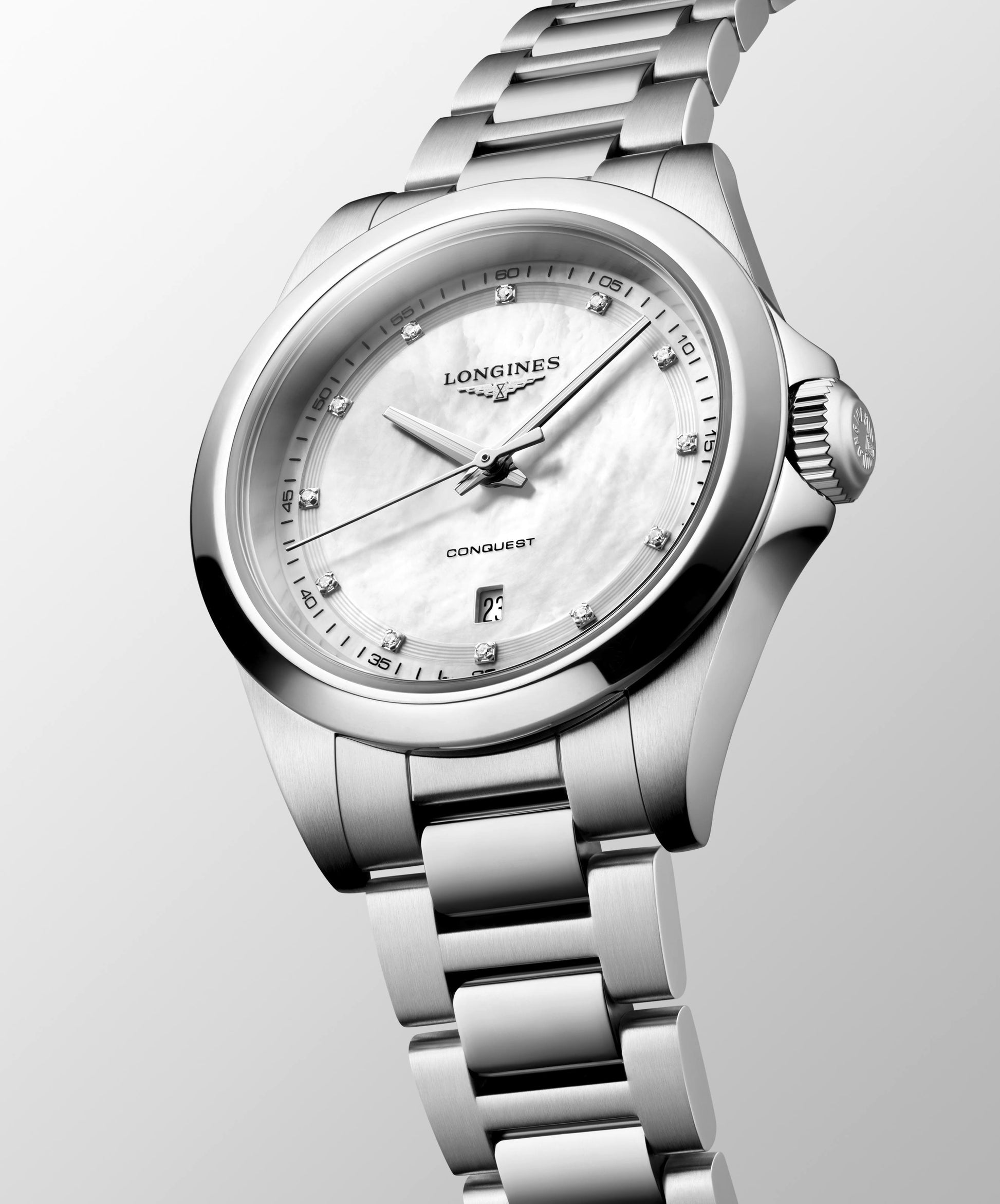 Ladies Longines Conquest Quartz 30mm Steel Bracelet White Mother of Pearl Diamond Dot Dial Date L3.350.4.87.6