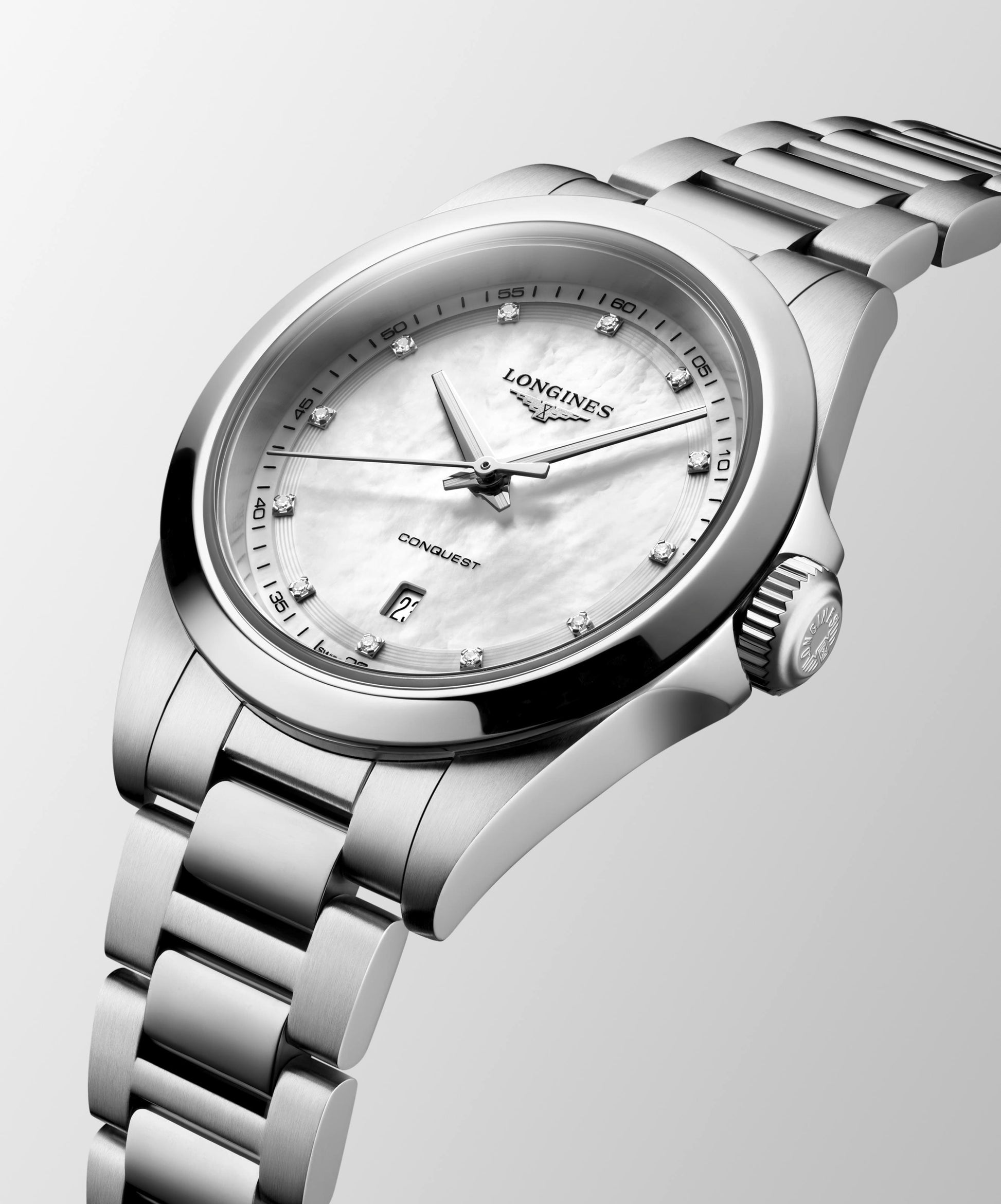 Ladies Longines Conquest Quartz 30mm Steel Bracelet White Mother of Pearl Diamond Dot Dial Date L3.350.4.87.6