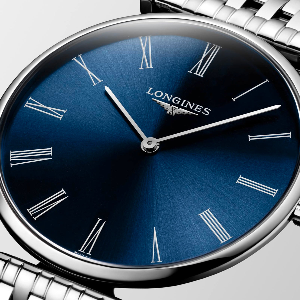 Gents Longines la Grande Classique Steel Bracelet Blue Roman Numeral Dial 36mm