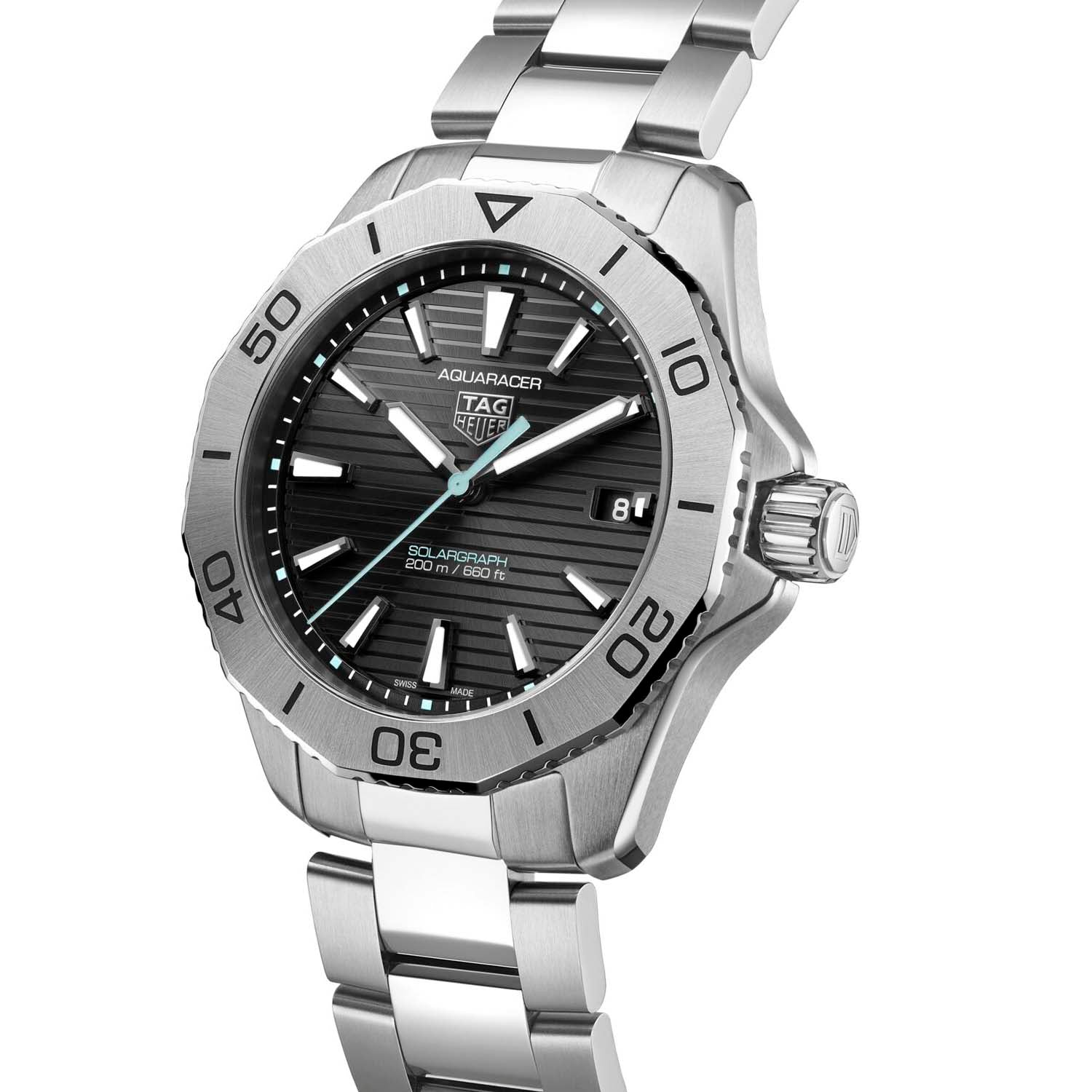 Gents Tag Heuer Aquaracer Professional 200 Solargraph 40mm Steel with Black Dial & Date