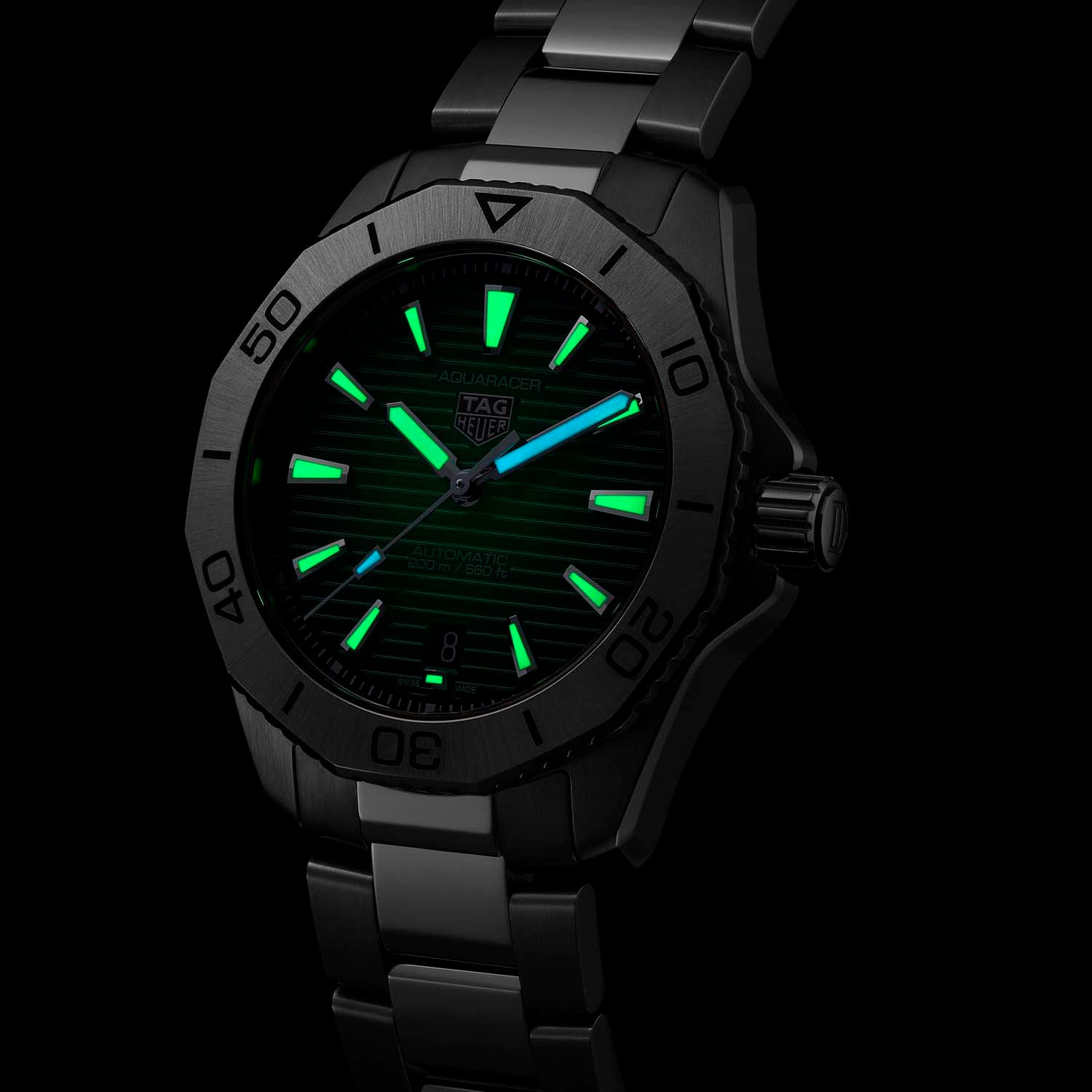 Men's 40mm TAG Heuer Aquaracer Professional 200 Date