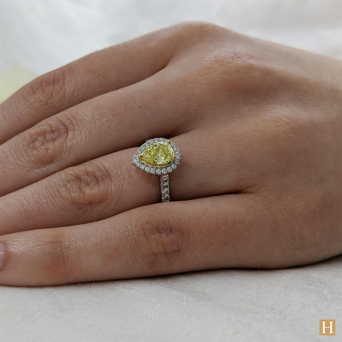 Platinum Inisheer Pear Engagement Ring