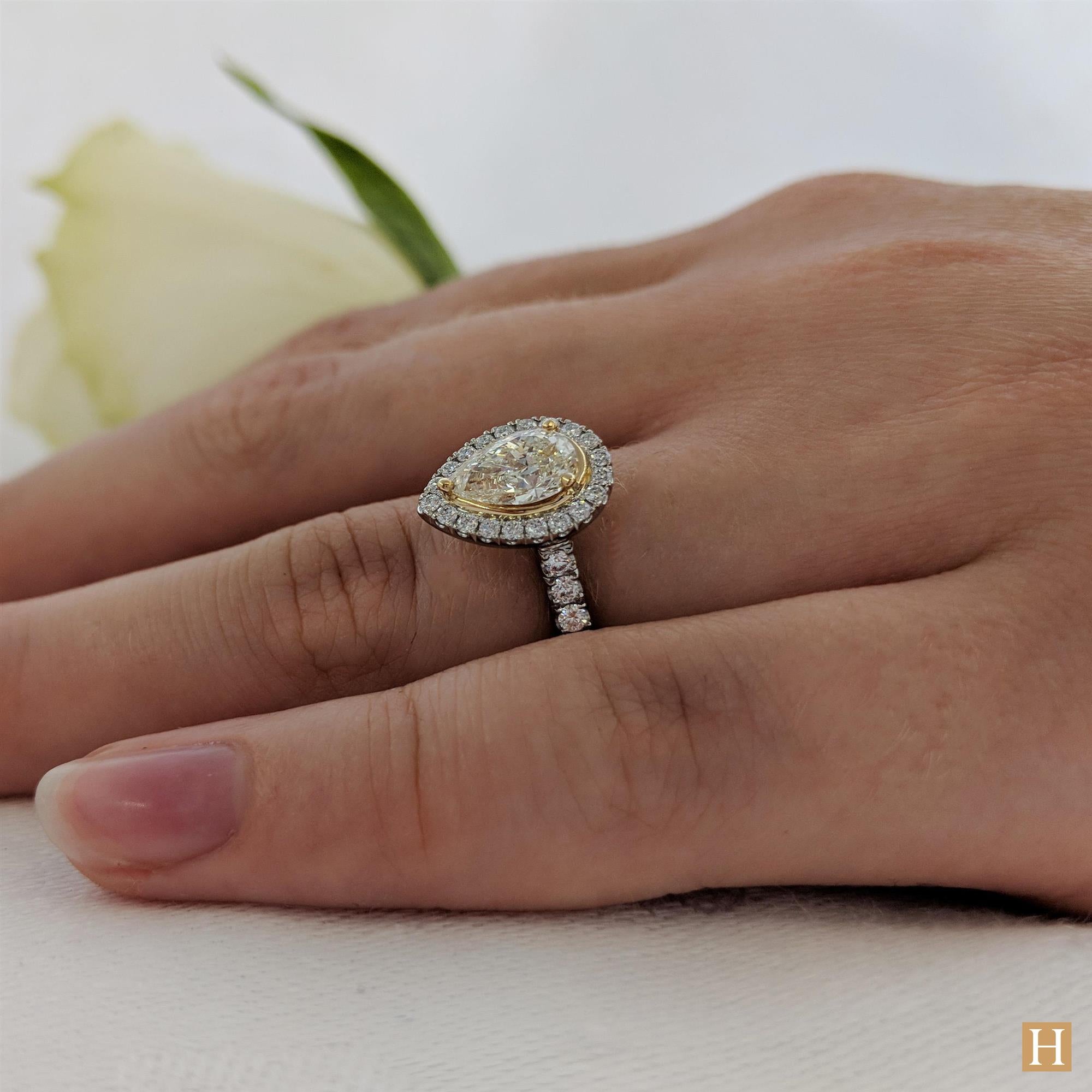 Platinum Inisheer Pear Engagement Ring