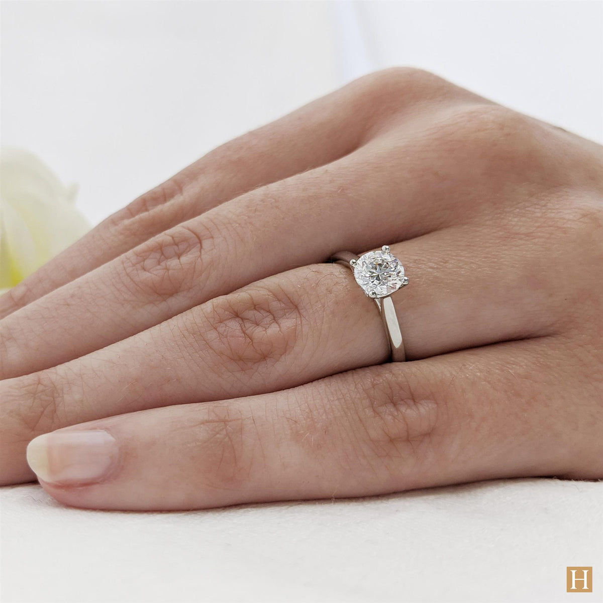 Platinum LG Classic Engagement Ring