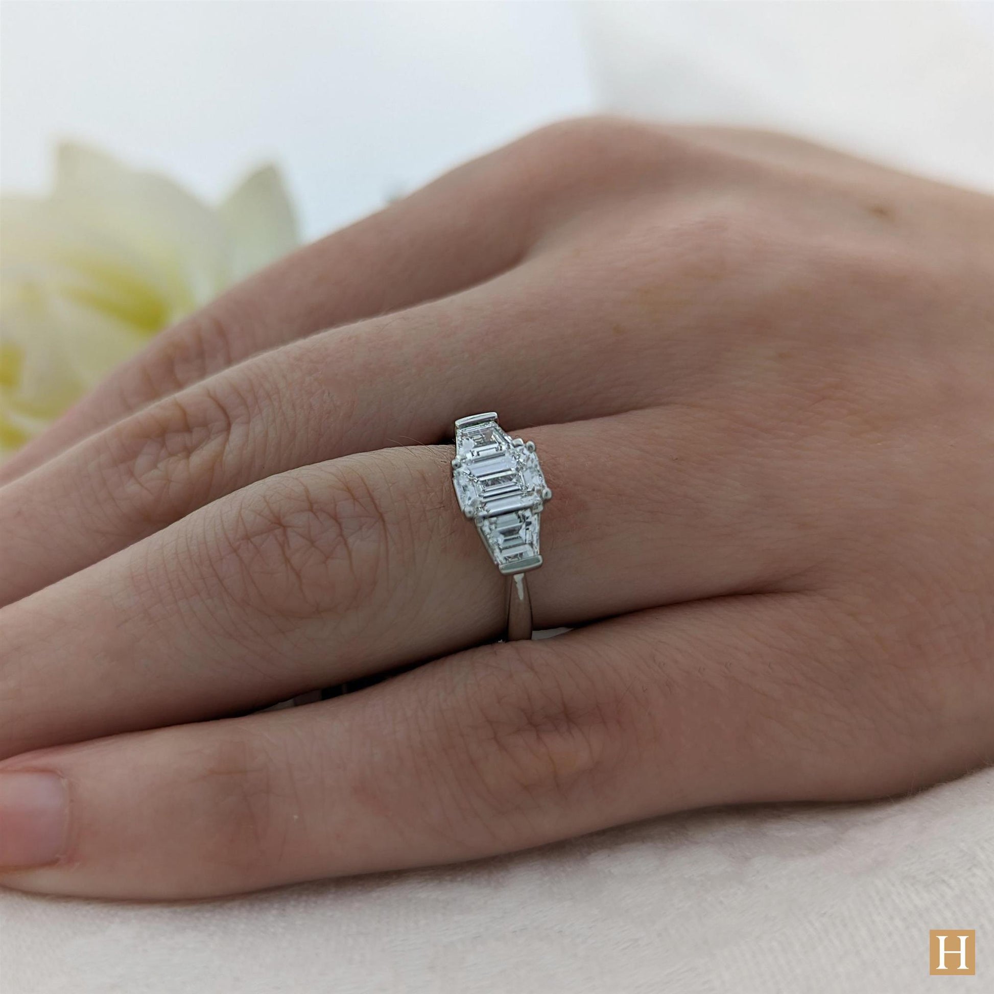 Platinum Santorini Iconic Emerald Engagement Ring