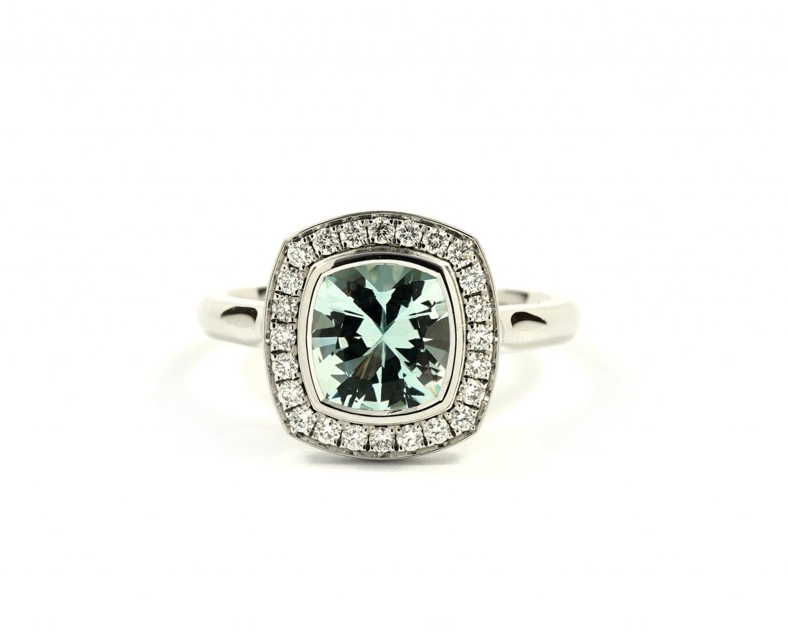18ct White Gold Aquamarine Bezel Set Ring