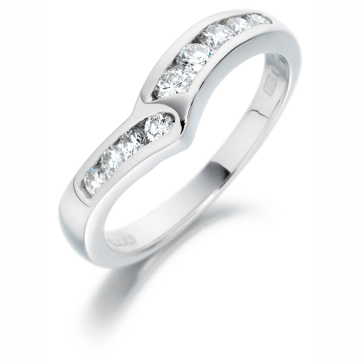 Ladies 18ct White Gold 9 Diamond V Shape Wedding Ring