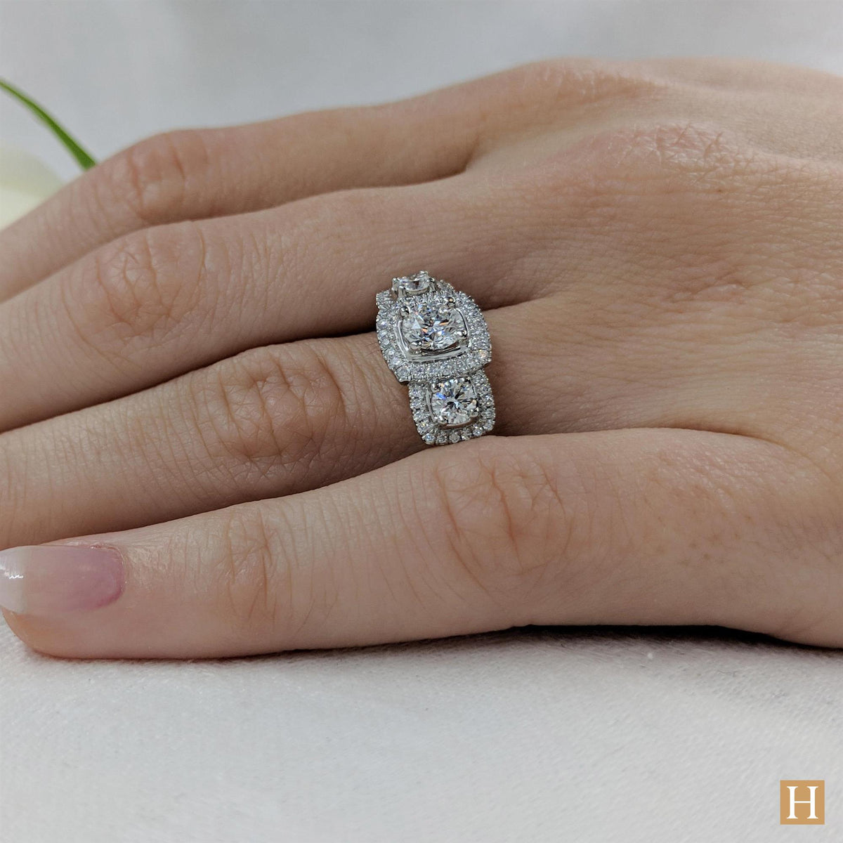 Platinum Inisheer Brava 3 Engagement Ring