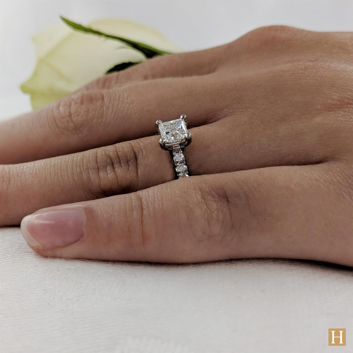 Platinum Inisheer Classic Princess Engagement Ring