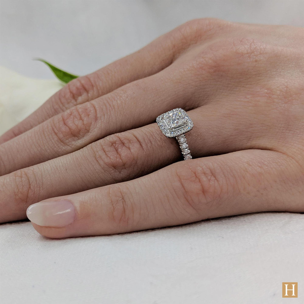 Platinum Inisheer Princess Engagement Ring